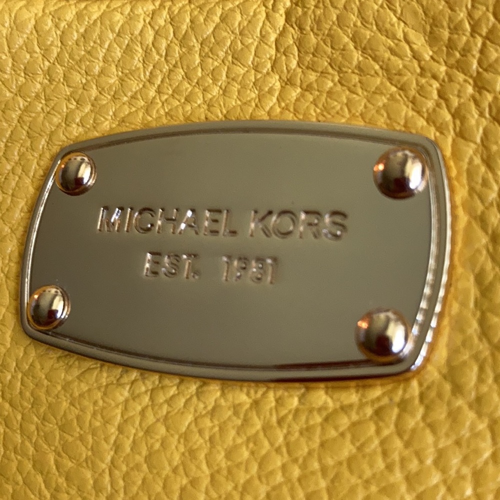 Yellow Leather Crossbody Michael Kors NWOT - Picture 6 of 7